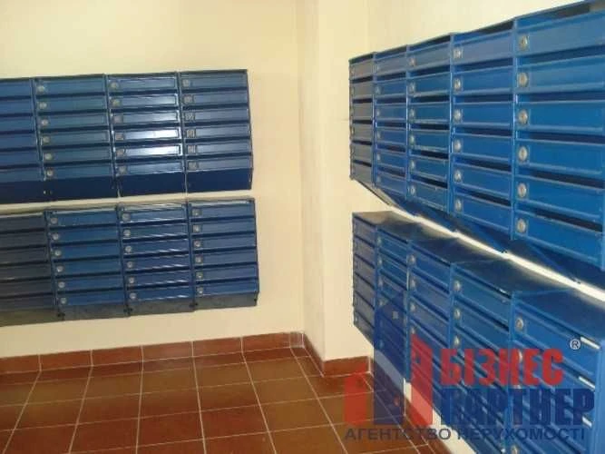 Продається простора 2-кімнатна квартира у сучасному будинку