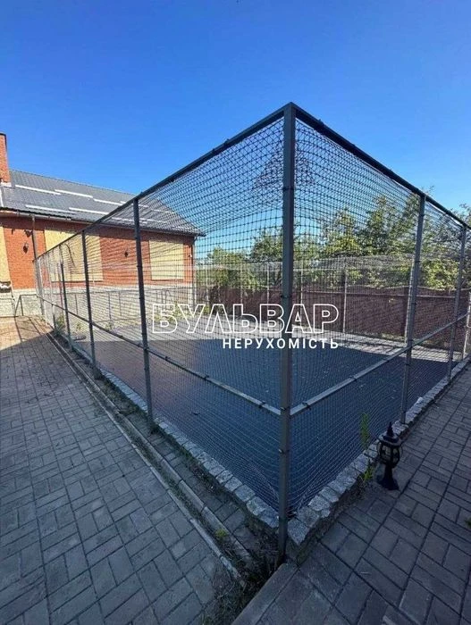 Продам ДОМ 2-х этаж. -  275 м2, Центр, м. Ярослава Мудрого,