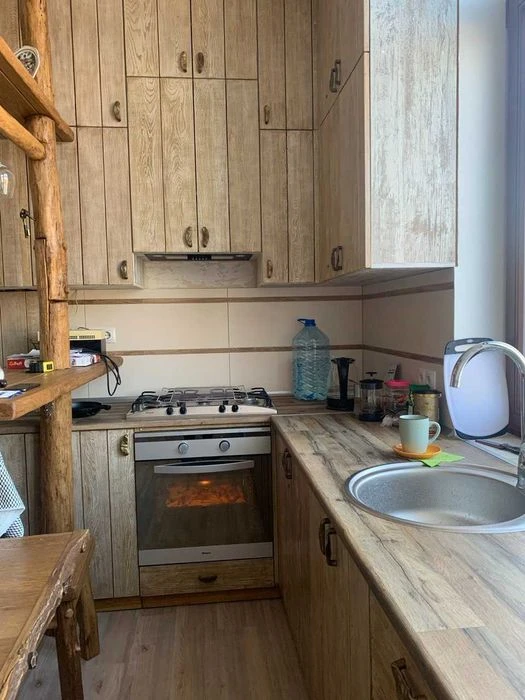 Продам дом ул. Печенежская. Возле Источника. 74 м2