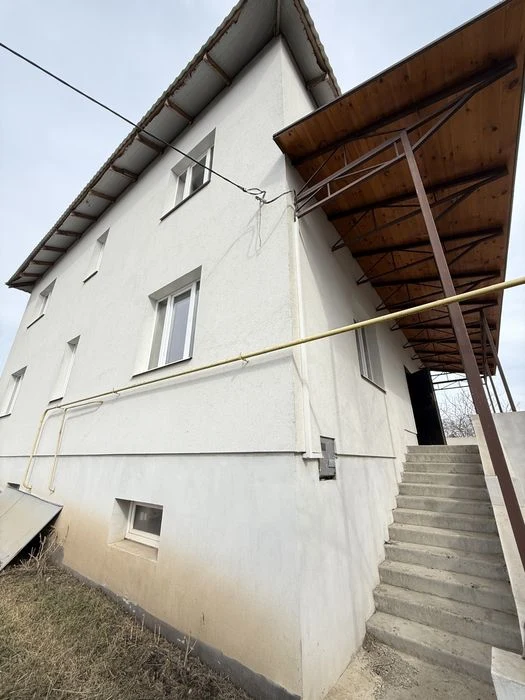 Продам двухэтажный дом, ул. Суворова (Татлина), 330 м2,