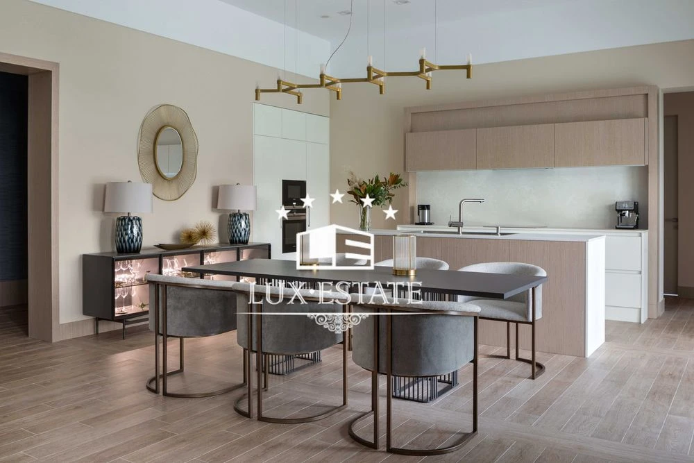 Продажа стильного, современного дома в районе лесопарка!
