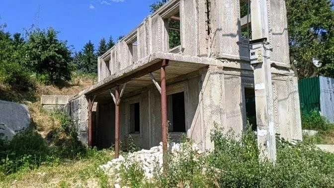Продам незавершений новобуд під Хостел в районі вул. Клочків