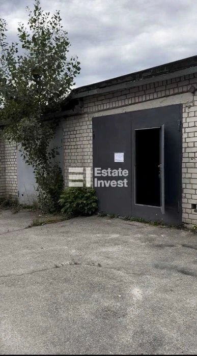 Продам гараж по вул. Кримська, 8Б.