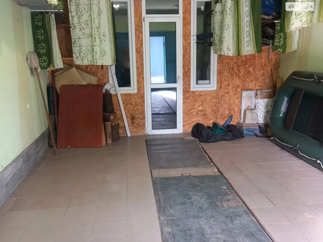 Продаж Місце в гаражному кооперативі Індустріальний