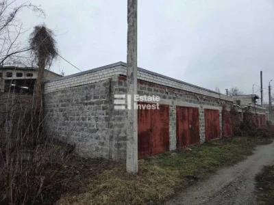 Продам комплекс гаражів по вул. Козакевича, 7