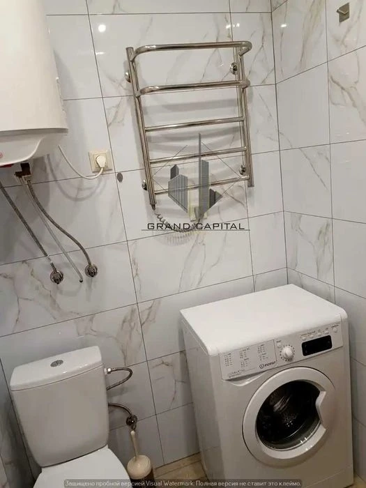 Продається 2к квартира /Олекса Тихого 81/83