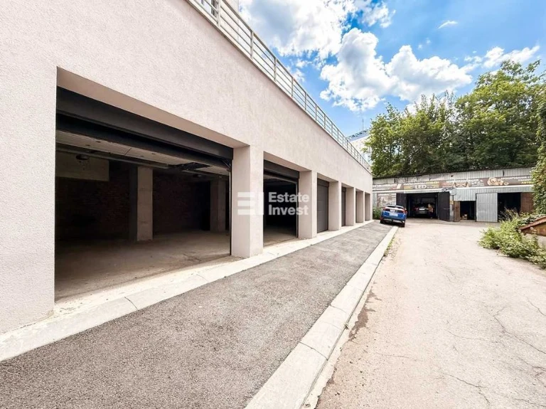 Продам гаражний бокс на вул. Дмитра Антоненка (Мінська), 50.