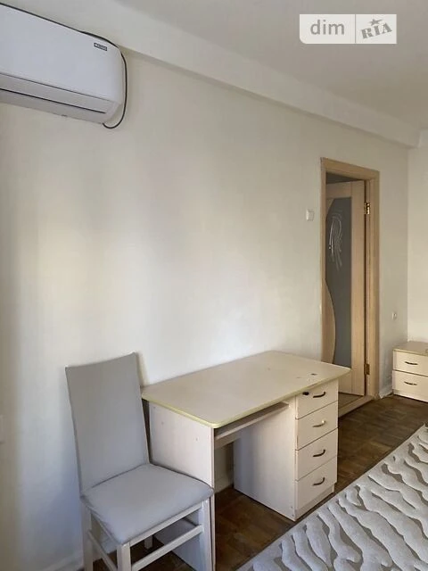 Продаж 1к квартири 30 кв. м на вул. Оріхуватська 11 • ID 347