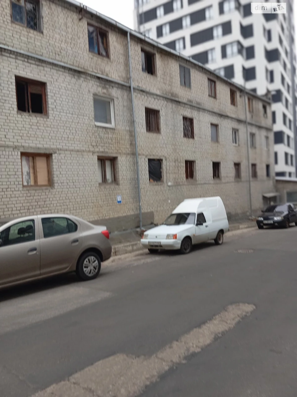 Продаж Місце в гаражному кооперативі Київський