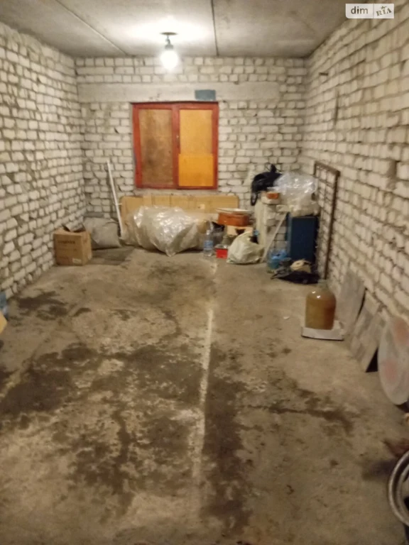 Продаж Місце в гаражному кооперативі Київський