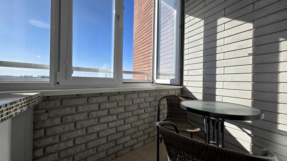Продаж 3-кімнатної квартири 78 м² | вул. Героїв полку Азов,