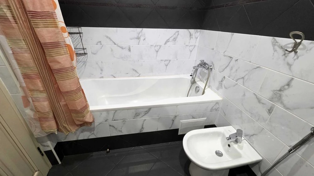Продаж 3-кімнатної квартири 78 м² | вул. Героїв полку Азов,