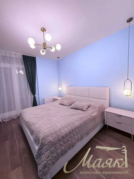 Продаж 3-кімнатної квартири в ЖК Central Park вул. Джона Мак