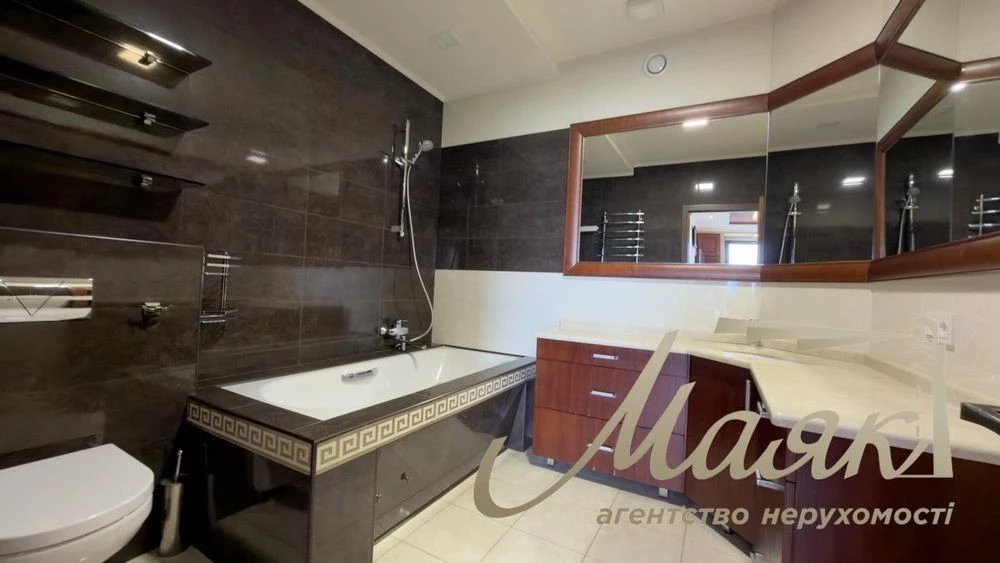 Продаж 2-кімнатної квартири 99 м² у ЖК Park Avenue