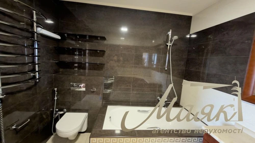 Продаж 2-кімнатної квартири 99 м² у ЖК Park Avenue