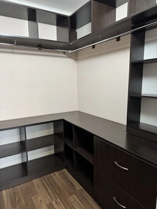Продаж 3 кімнатна квартира вул. Максимовича 3 г ЖК 4 Сезони