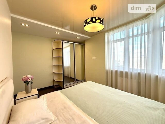 Продаж 2к квартири 63 кв. м на вул. Феодосійська 3В • ID 347