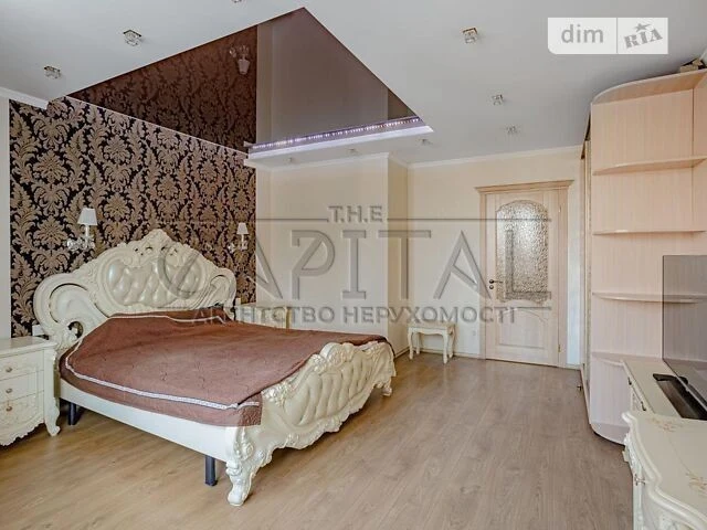 Продаж 3к квартири 98 кв. м на просп. Лобановського 150-162