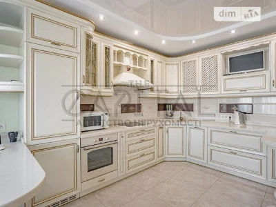 Продаж 3к квартири 98 кв. м на просп. Лобановського 150-162