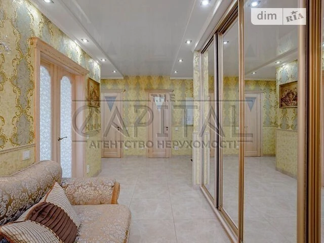 Продаж 3к квартири 98 кв. м на просп. Лобановського 150-162