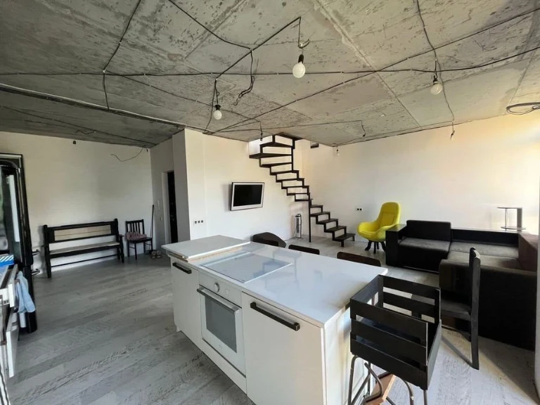Sale of 3-room apartment (two-level) in the residential complex "COMFORT TOWN", Reg.