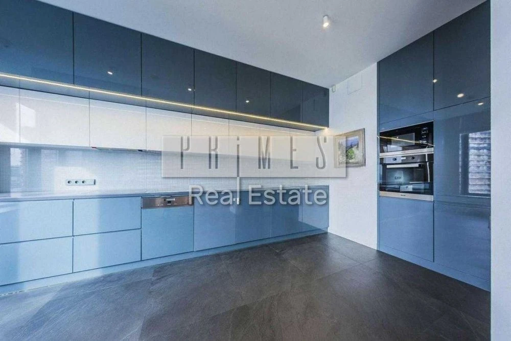 Продаж 3к квартира 135м2 ремонт Коновальця 26А Skyline Печер