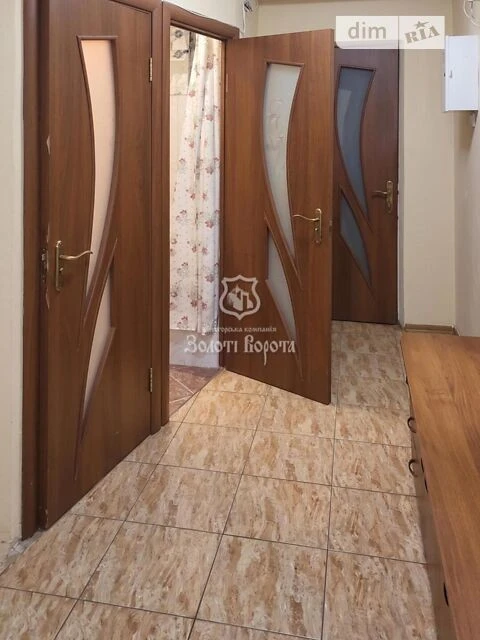 Продаж 2к квартири 45.5 кв. м на вул. Романа Ратушного 12 •