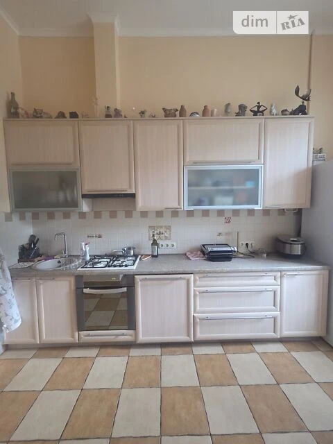 Продаж 2к квартири 52 кв. м на вул. Петра Сагайдачного 14В •