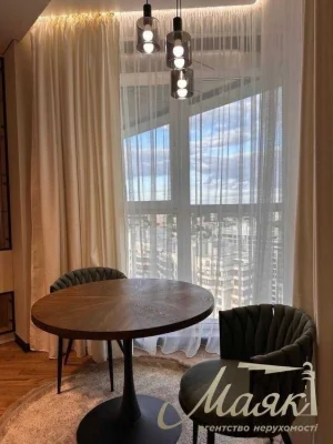 Продаж видової 2-кімнатної квартири в ЖК Delmar, Печерськ, Д