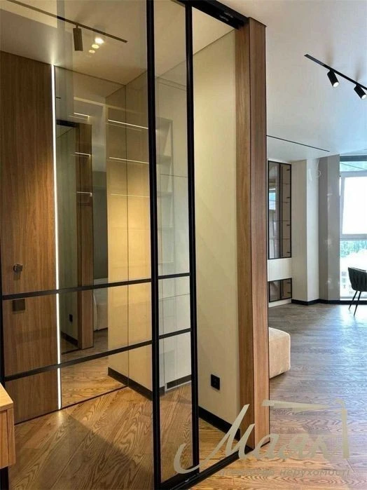 Продаж видової 2-кімнатної квартири в ЖК Delmar, Печерськ, Д