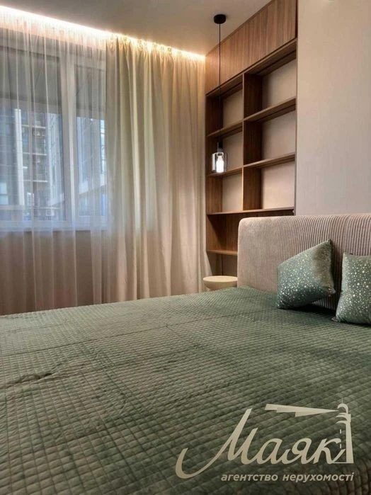 Продаж видової 2-кімнатної квартири в ЖК Delmar, Печерськ, Д