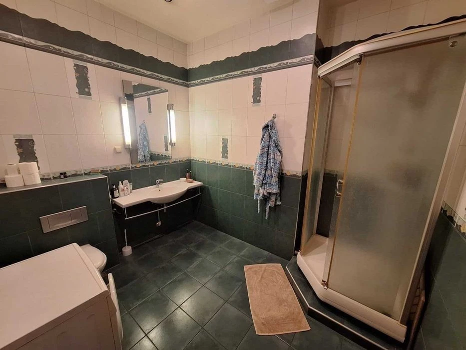 I will sell a 3-room apartment on Sribnokilsky St. 14-A, Poznań