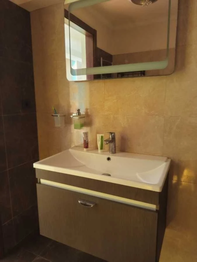 Продаж 4-кімнатної квартири 112 м², Регенераторна вул., 4, к