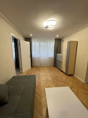 Вул. Михайла Донця, 18Б продаж 2х-кімнатної квартири