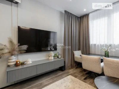 Продаж 1к квартири 48.5 кв. м на вул. Андрія Верхогляда 12 •