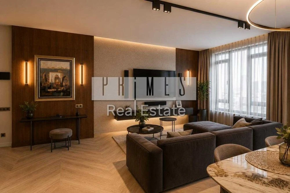 Продаж 3к квартири 127м2 ремонт Бульвар Фонтанів паркомісце