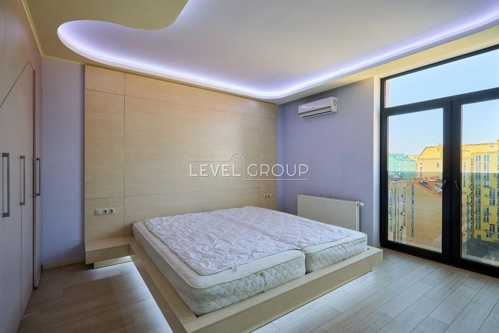 Без%Дизайнерські апартаменти 3к. кв 152м2 /Комфорт Таун /Рег