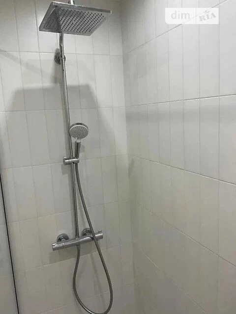 Продаж 1к квартири 45 кв. м на наб. Дніпровська 20Б • ID 347