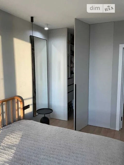 Продаж 1к квартири 45 кв. м на наб. Дніпровська 20Б • ID 347