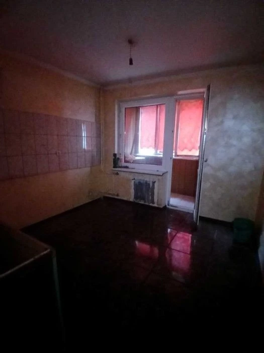 Продам квартиру біля метро Голосіївська, проспект Голосіївсь