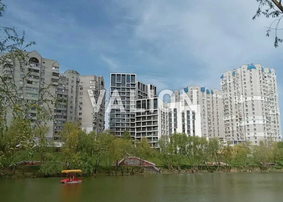 Продаж 1 кімнатної квартири в жк 31, вул. Драгоманова 31А, м