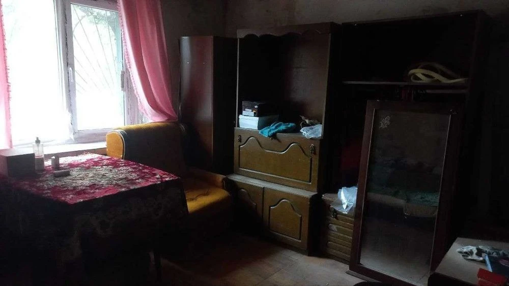 вул. Алматинська, 109а, 4-кімнатна квартира під ремонт, Влас