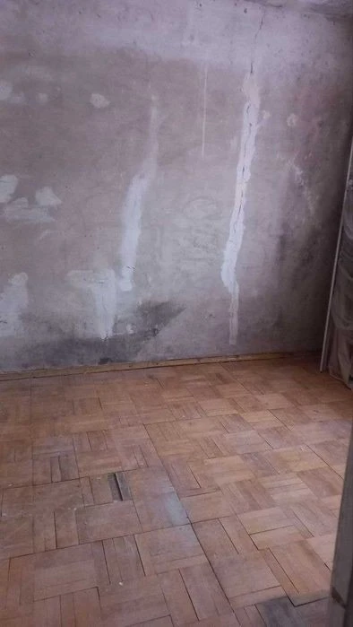 вул. Алматинська, 109а, 4-кімнатна квартира під ремонт, Влас