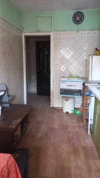 вул. Алматинська, 109а, 4-кімнатна квартира під ремонт, Влас