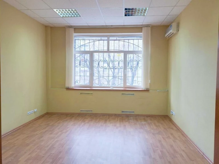 Продам 3к квартиру, офіс в центрі Києва, Липки, вул. Дарвіна