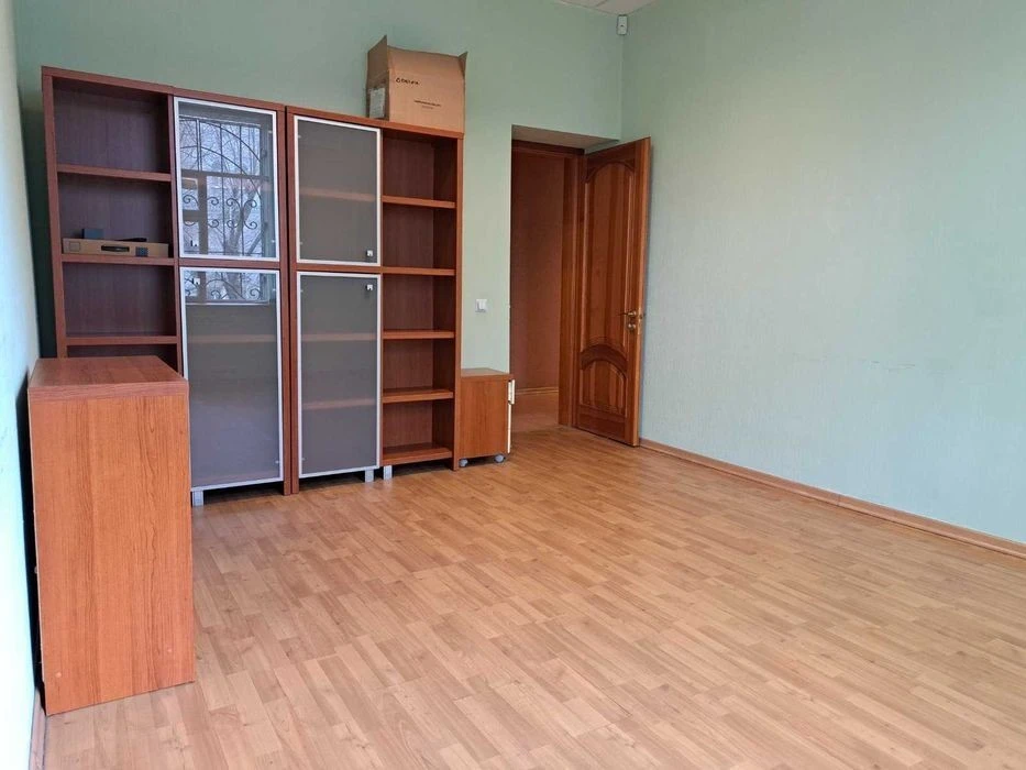 Продам 3к квартиру, офіс в центрі Києва, Липки, вул. Дарвіна