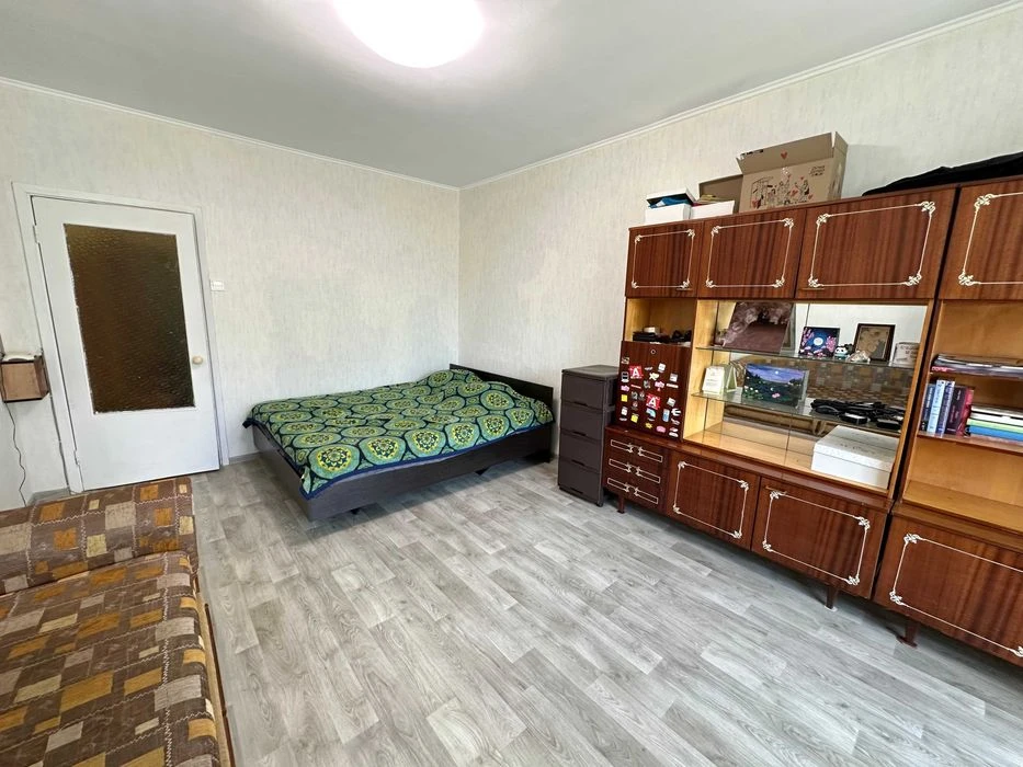 Продам квартиру вулиця Остафія Дашкeвича, 4 масив Воскресенк