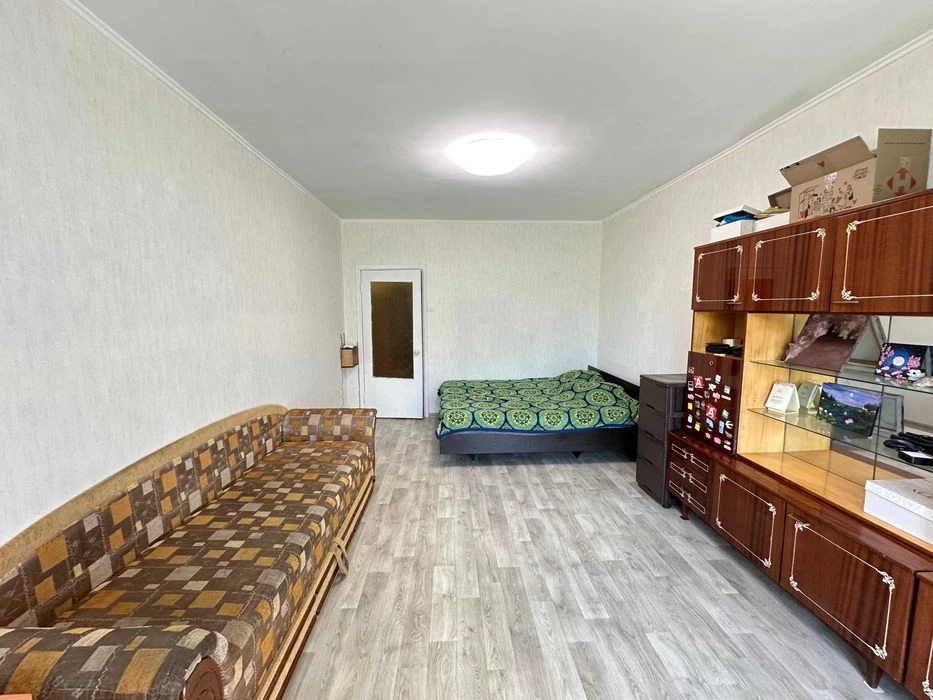 Продам квартиру вулиця Остафія Дашкeвича, 4 масив Воскресенк