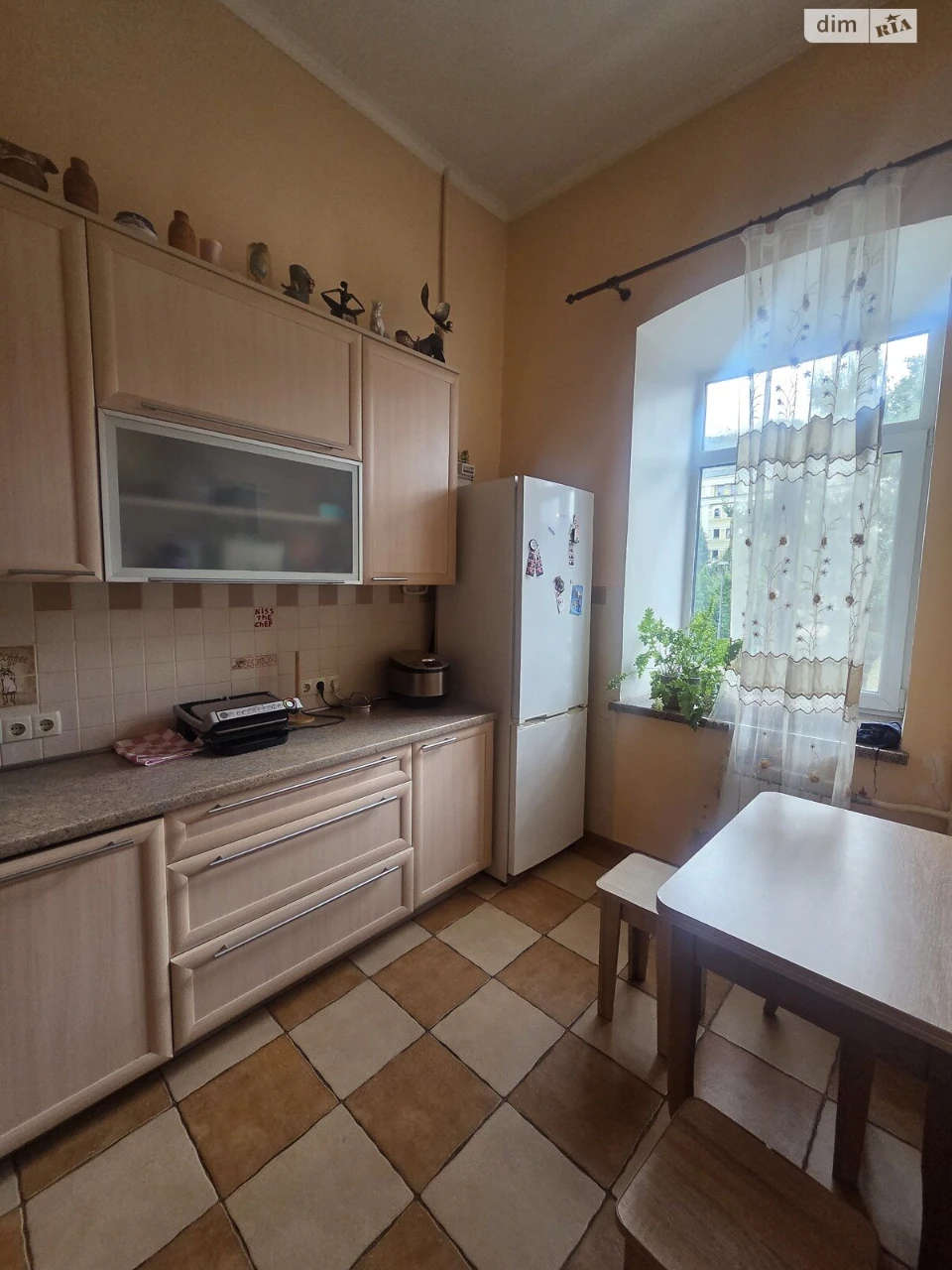 Продаж Квартира Поділ