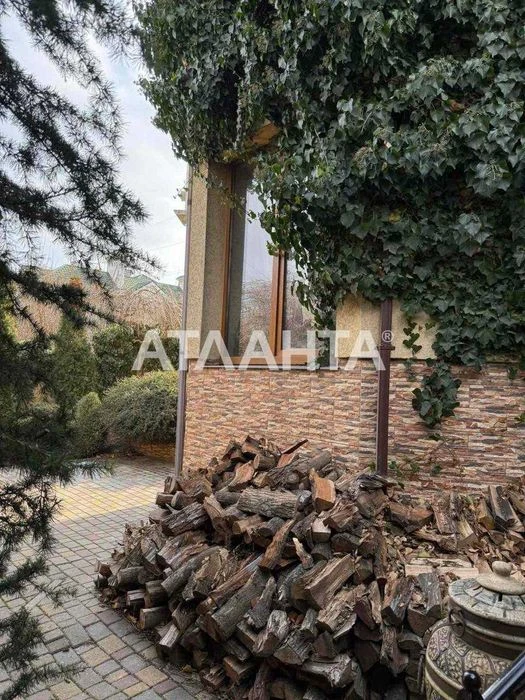 Продам 3-х этажный дом на Чубаевке. 263м2, 3 сотки земли!